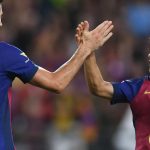 Robert Lewandowski dan wonderkid Barcelona Quim Junyent