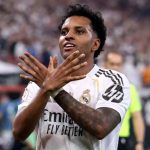 Real Madrid Sambut Rodrygo Jelang Menjamu Klub Jose Mourinho Rodrygo Goes dalam sebuah aksinya bersama Real Madrid