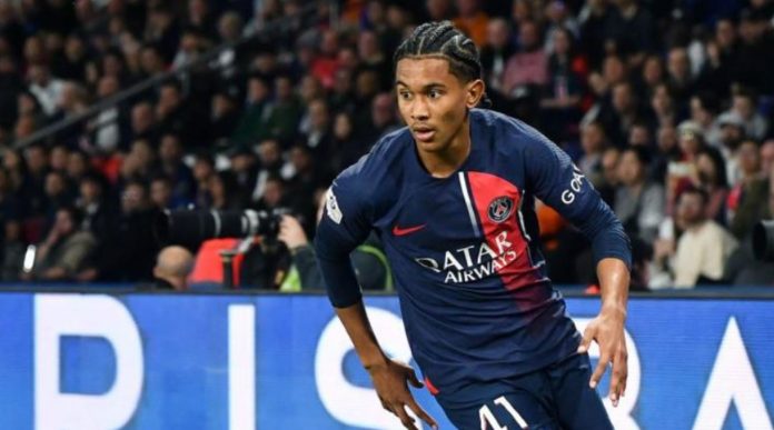 Senny Mayulu pemain PSG