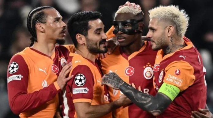 Victor Osimhen usai mencetak gol bagi Galatasaray ke gawang Juventus di leg kedua playoff Liga Champions 2026