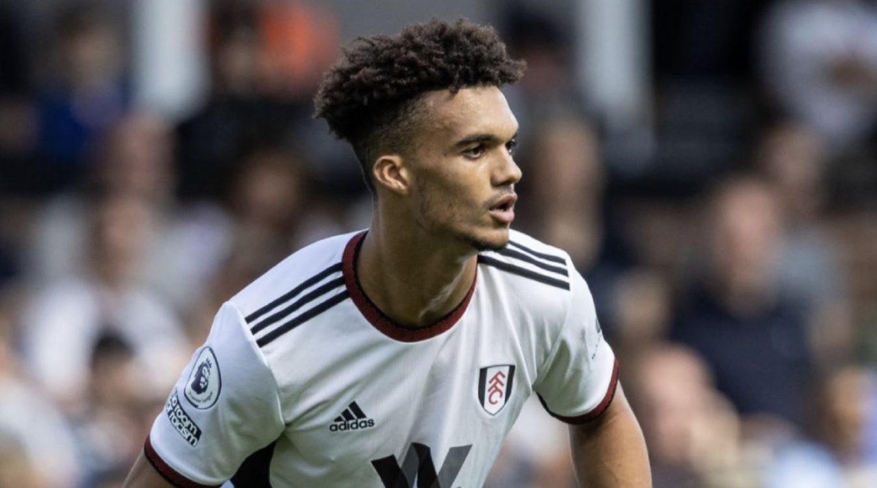 Antonee Robinson pemain Fulham United