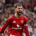 Manchester United Siapkan Dua Opsi Jika Bruno Fernandes Hengkang Bruno Fernandes pemain Manchester United
