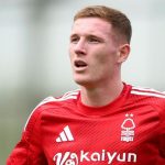 Elliot Anderson pemain Nottingham Forest
