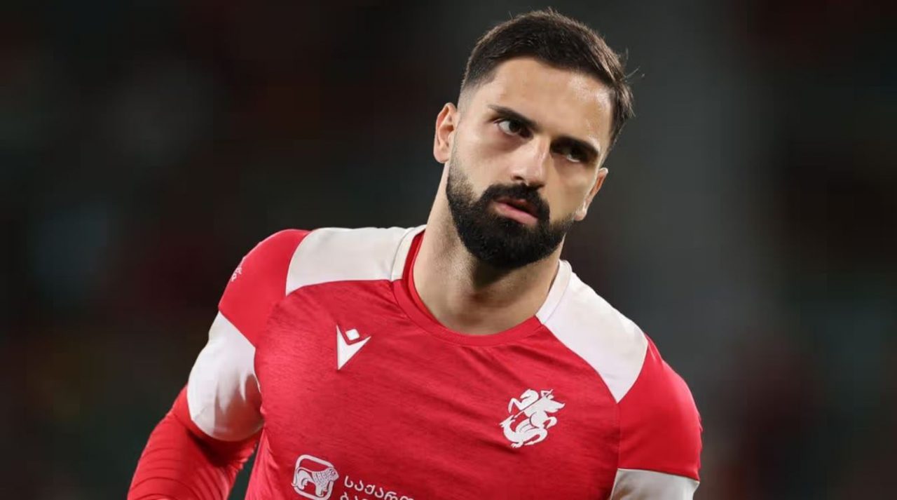 Giorgi Mamardashvili kiper Liverpool