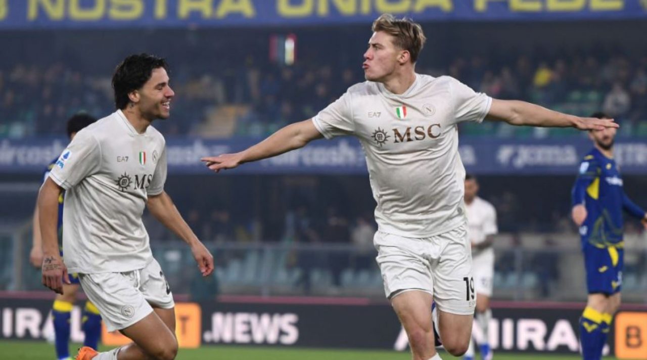 Hasil Hellas Verona vs Napoli skor akhir 1-2 di Seria A 1 Maret 2026