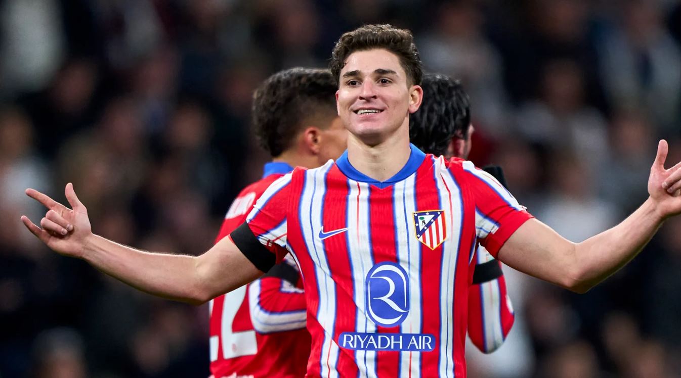 Juliam Alvarez target transfer Barcelona untuk gantikan Robert Lewandowski