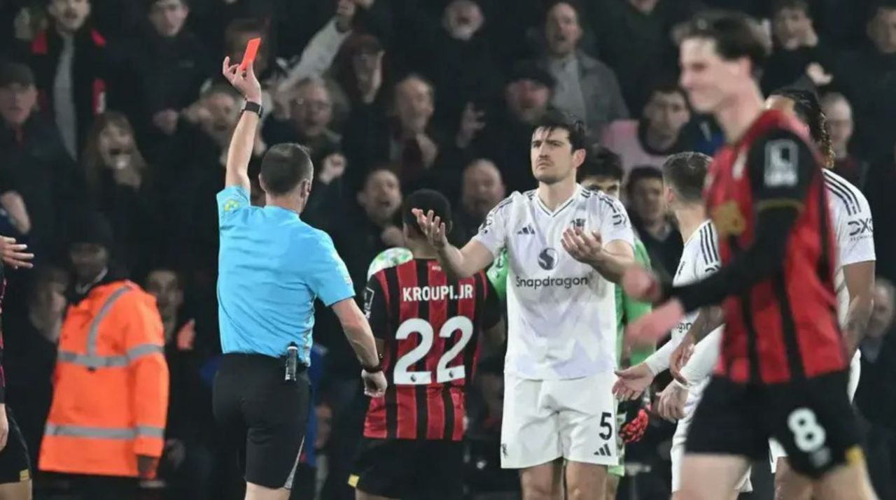 Kartu merah Harry Maguire di laga Bournemouth vs Manchester United