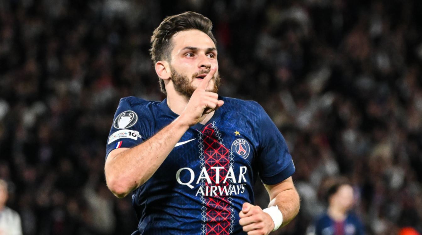 Khvicha Kvaratskelia pemain PSG
