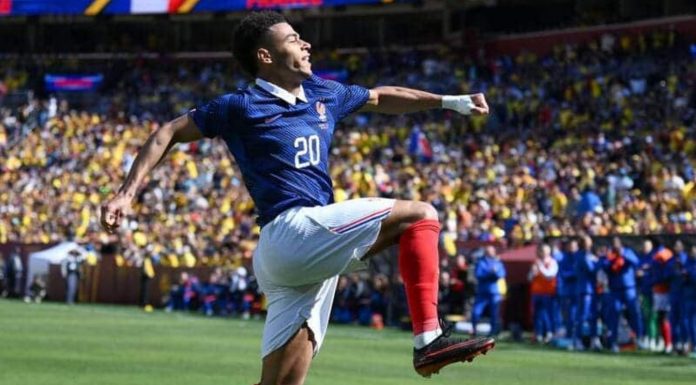 Kolombia vs Prancis Kolombia vs Prancis