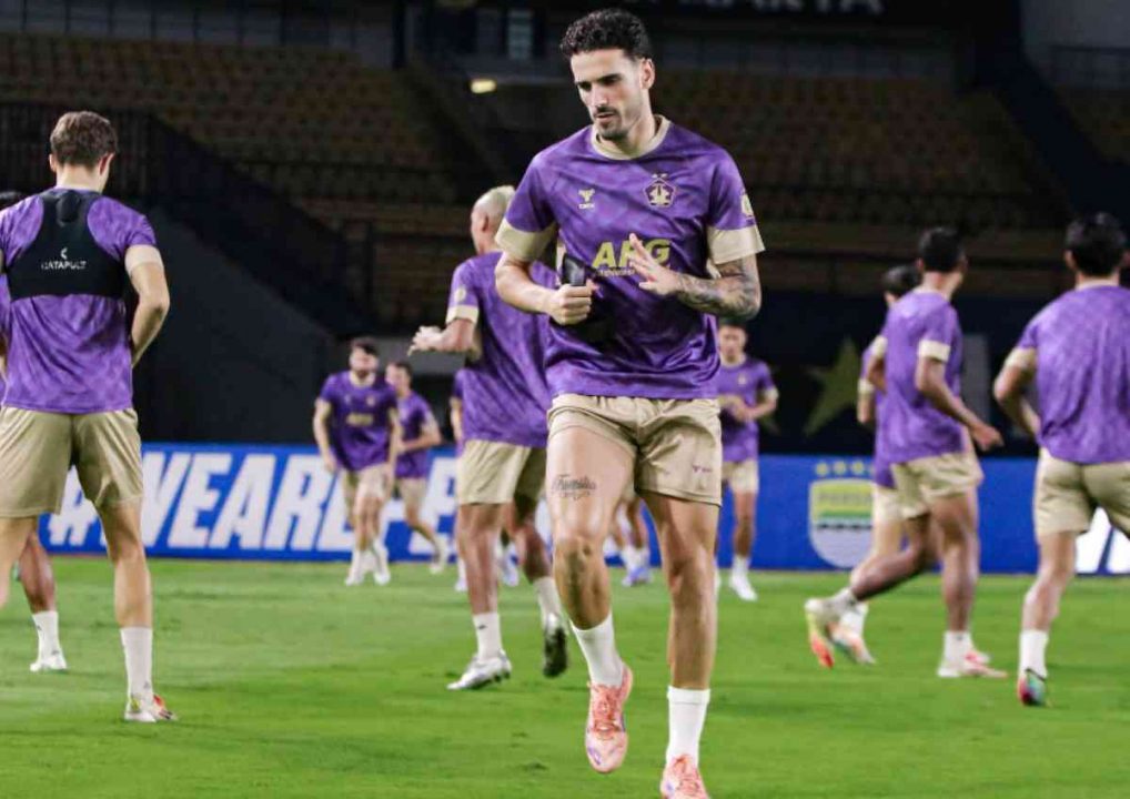 Latihan Persik Kediri Jelang Hadapi Persib Bandung