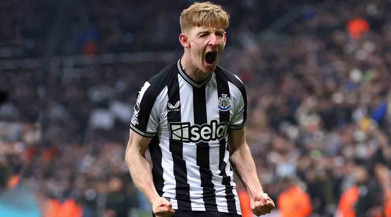 Liverpool Pertimbangkan Anthony Gordon sebagai Pengganti Luis Diaz