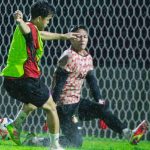 Sesi Latihan Persik Kediri Jelang Menjamu PSBS Biak