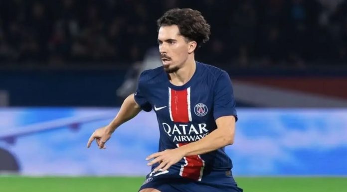 Bukan Soal Uang! Vitinha Abaikan Real Madrid dan Tawaran Arab Saudi Demi PSG Bukan Soal Uang! Vitinha Abaikan Real Madrid dan Tawaran Arab Saudi Demi PSG