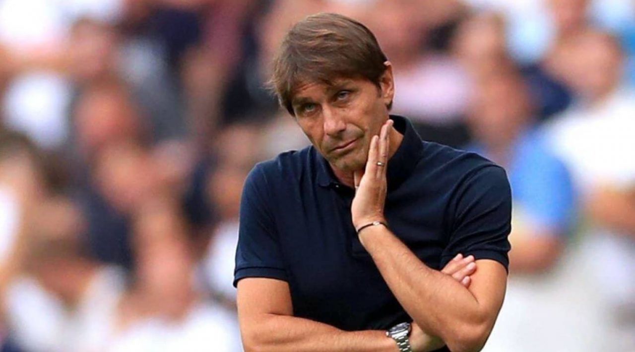 Presiden Napoli: Kalau Antonio Conte Mau Pergi, Saya Restui!