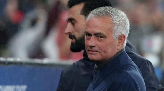Arbeloa Terancam Lengser, Mourinho Tunggu Panggilan Madrid Arbeloa Terancam Lengser, Mourinho Tunggu Panggilan Madrid