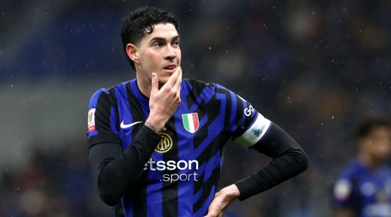 Bastoni Tolak Liverpool, Pilih Barcelona atau Bertahan di Inter