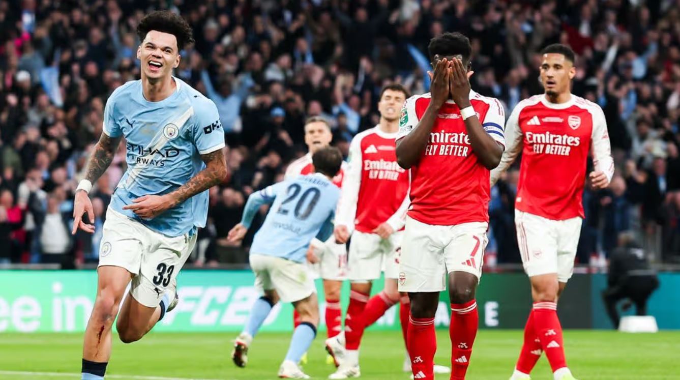 Dengan kemenangan atas Arsenal, kini Manchester City berpeluang merebut puncak klasemen Premier League