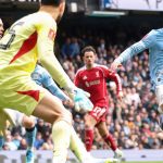 Liverpool Hancur, Desakan Pecat Arne Slot Menggema, Legenda The Reds Pasang Badan