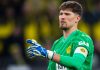 Gregor Kobel kiper Borussia Dortmund
