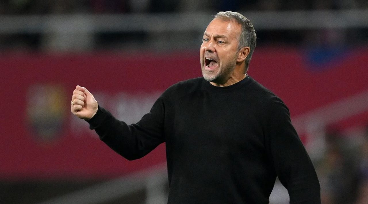 Hansi Flick perpanjang kontrak di Barcelona