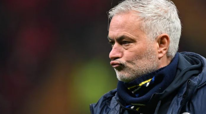 Jose Mourinho Jose Mourinho Jadi Kandidat Utama Pelatih Real Madrid Musim Depan