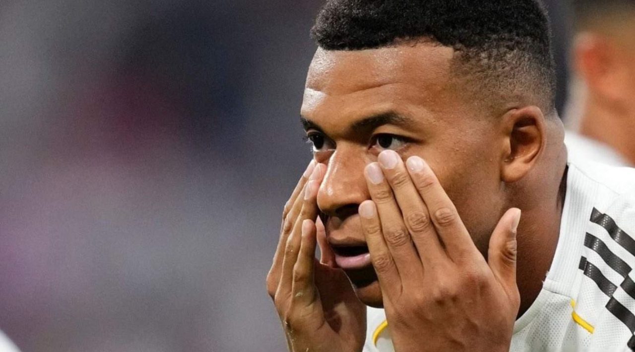 Kylian Mbappe Absen Latihan Jelang Laga Penentuan Kontra Bayern