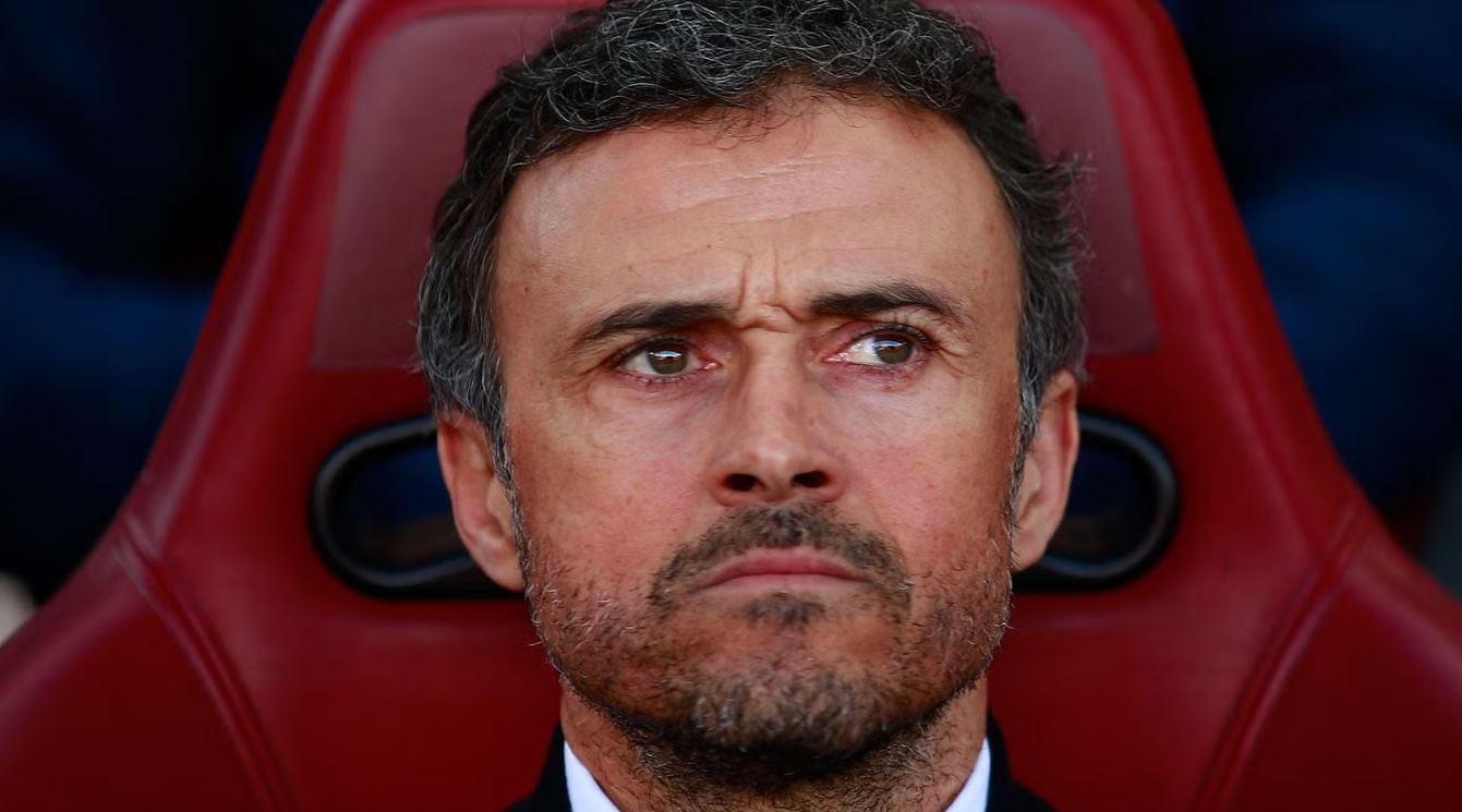 Melihat peluang Luis Enrique ke Manchester United dan Dampaknya pada Komposisi Tim