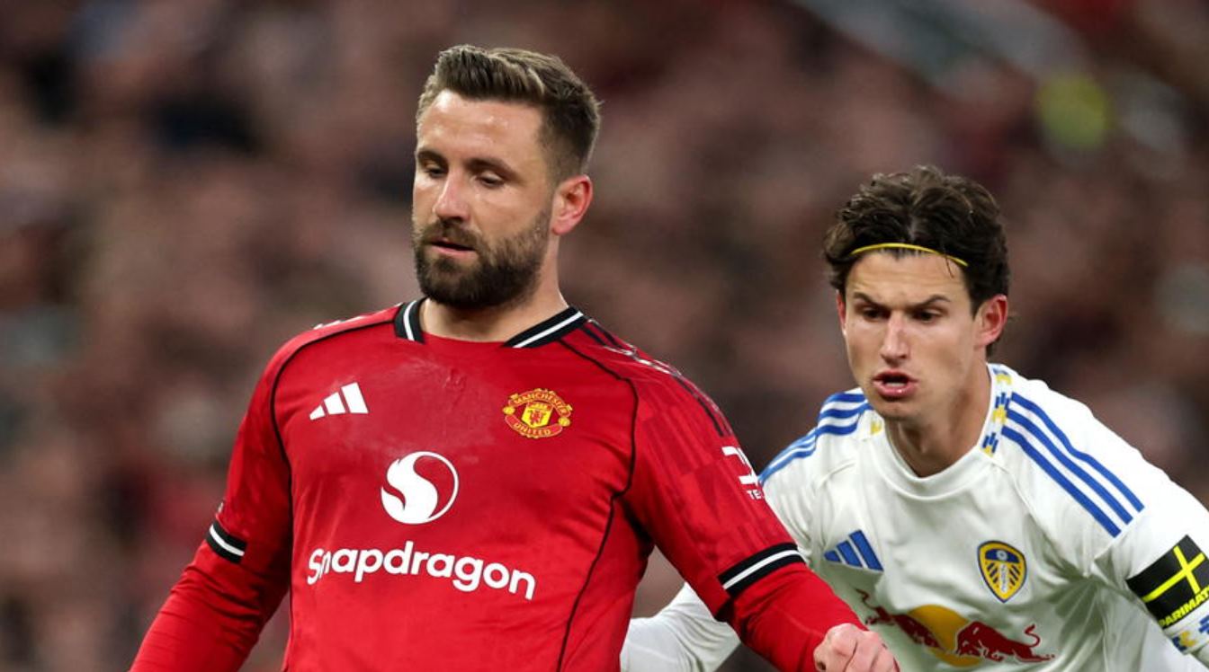 Luke Shaw pemain Manchester United