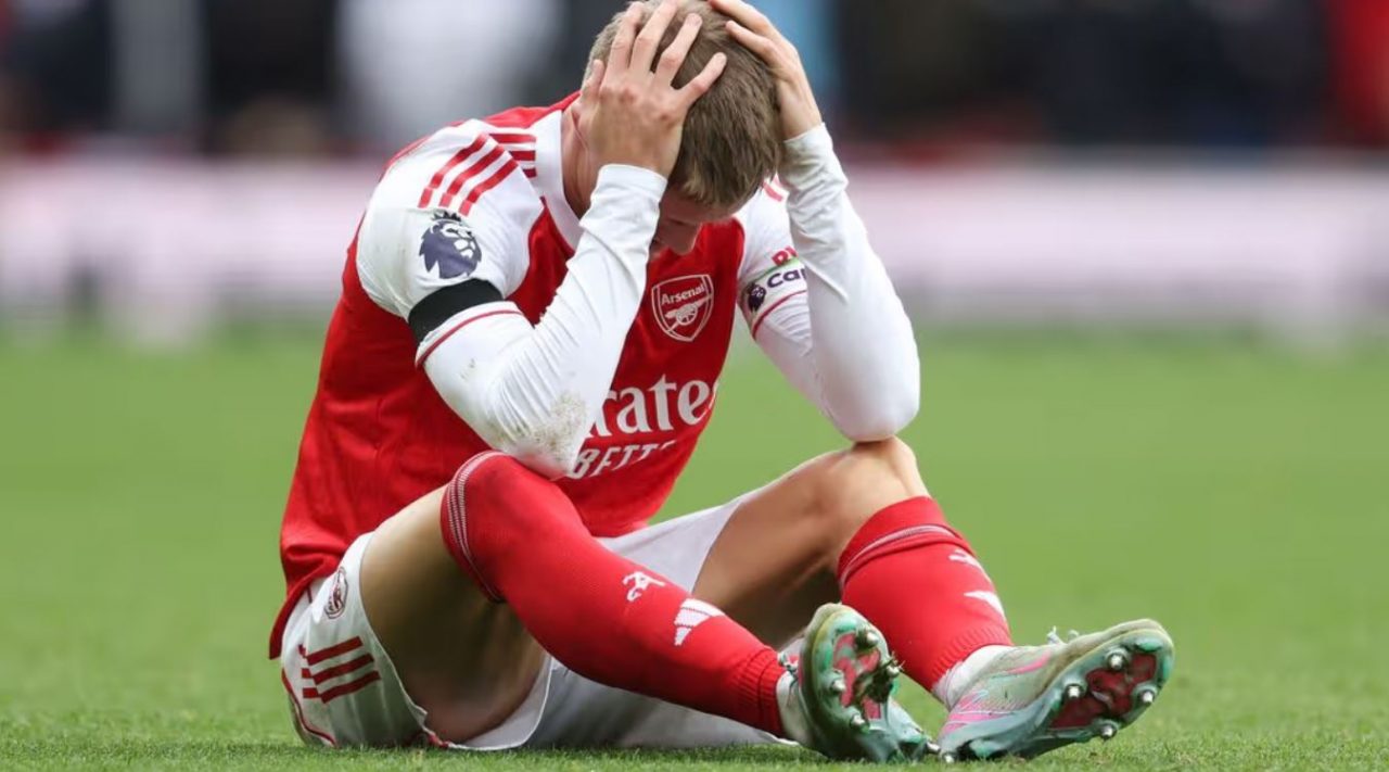 Odegaard Tumbang Lagi, Gelar Juara Arsenal Kini Dalam Ancaman Serius!