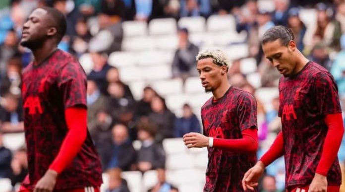 Carragher Semprot Pemain Liverpool Senilai Rp6,4 Triliun Biang Kekalahan di Leg Pertama Carragher Semprot Pemain Liverpool Senilai Rp6,4 Triliun Biang Kekalahan di Leg Pertama