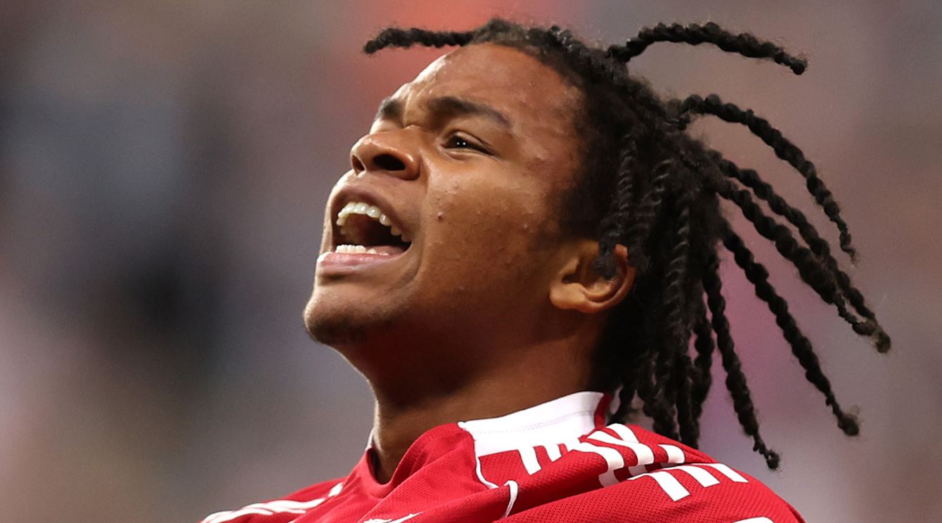 Performa Rio Ngumoha Jadi Harapan Baru Liverpool di Tengah Transisi