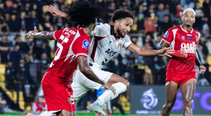 Penalti Gagal, Persik Kediri Harus Puas Ditahan Persijap Tanpa Gol Penalti Gagal, Persik Kediri Harus Puas Ditahan Persijap Tanpa Gol