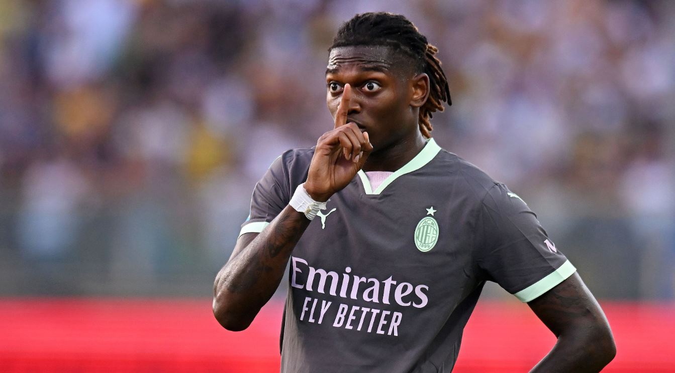 AC Milan Buka Suara Soal Masa Depan Rafael Leao, Tetap Prioritas di Tengah Rumor Transfer AC Milan Buka Suara Soal Masa Depan Rafael Leao, Tetap Prioritas di Tengah Rumor Transfer