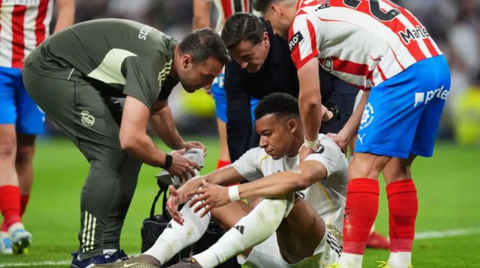 Real Madrid Gagal Menang, Arbeloa Soroti Keputusan Kontroversial Wasit Real Madrid Gagal Menang, Arbeloa Soroti Keputusan Kontroversial Wasit