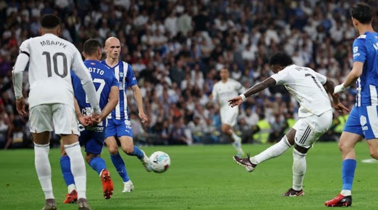 Real Madrid Sukses Tumbangkan Alaves