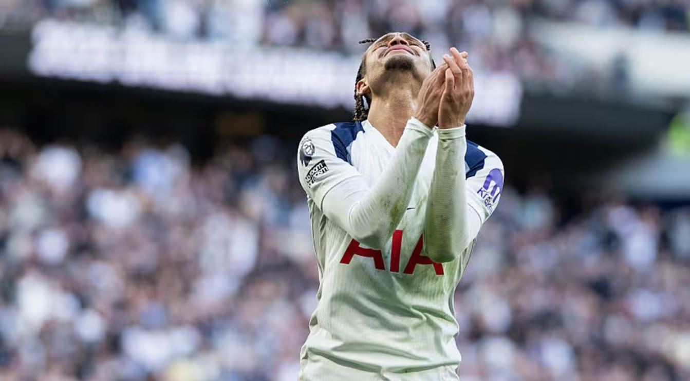 Rekor Buruk Menghantui Tottenham, Peluang Degradasi Meningkat