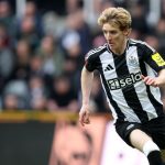 Anthony Gordon pemain Newcastle United