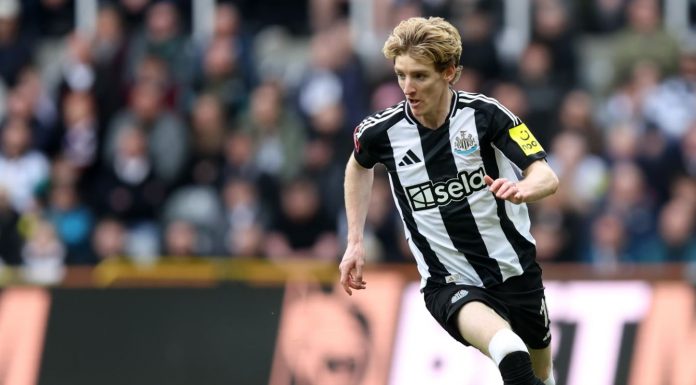 Anthony Gordon pemain Newcastle United Anthony Gordon pemain Newcastle United