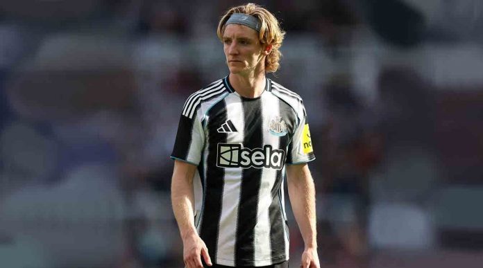 Anthony Gordon pemain Newcastle United Anthony Gordon pemain Newcastle United