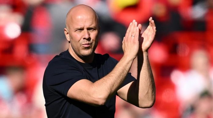 Arne Slot pelatih Liverpool Strategi Transfer Liverpool: Peluang Rekrut Pemain dari Klub Degradasi
