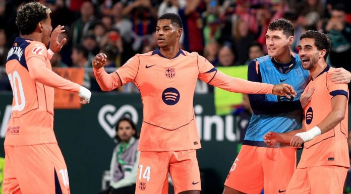 Barcelona vs Real Betis Hansi Flick Siapkan Tim Inti Lagi, Barcelona Bidik Kemenangan ke-18 di Kandang