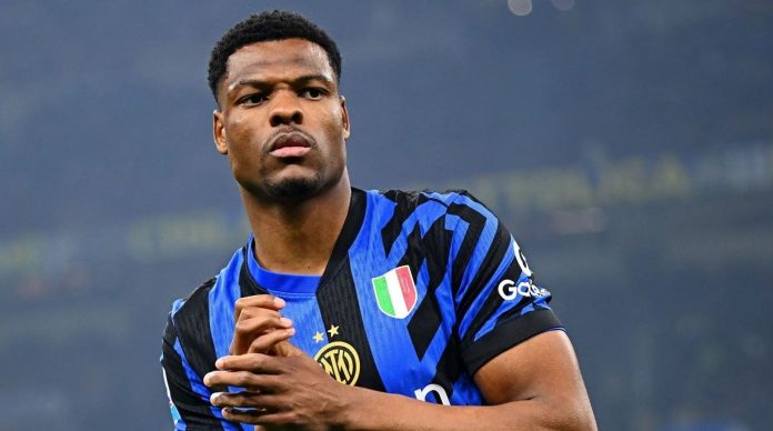 Denzel Dumfries pemain Inter Milan Denzel Dumfries pemain Inter Milan
