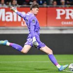 Newcastle Pantau Kiper Muda Prancis, Calon 10 Kiper Terbaik Dunia! Ewen Jaouen kiper Reims