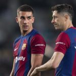 Ferran Torres dan Robert Lewandowski pemain Barcelona