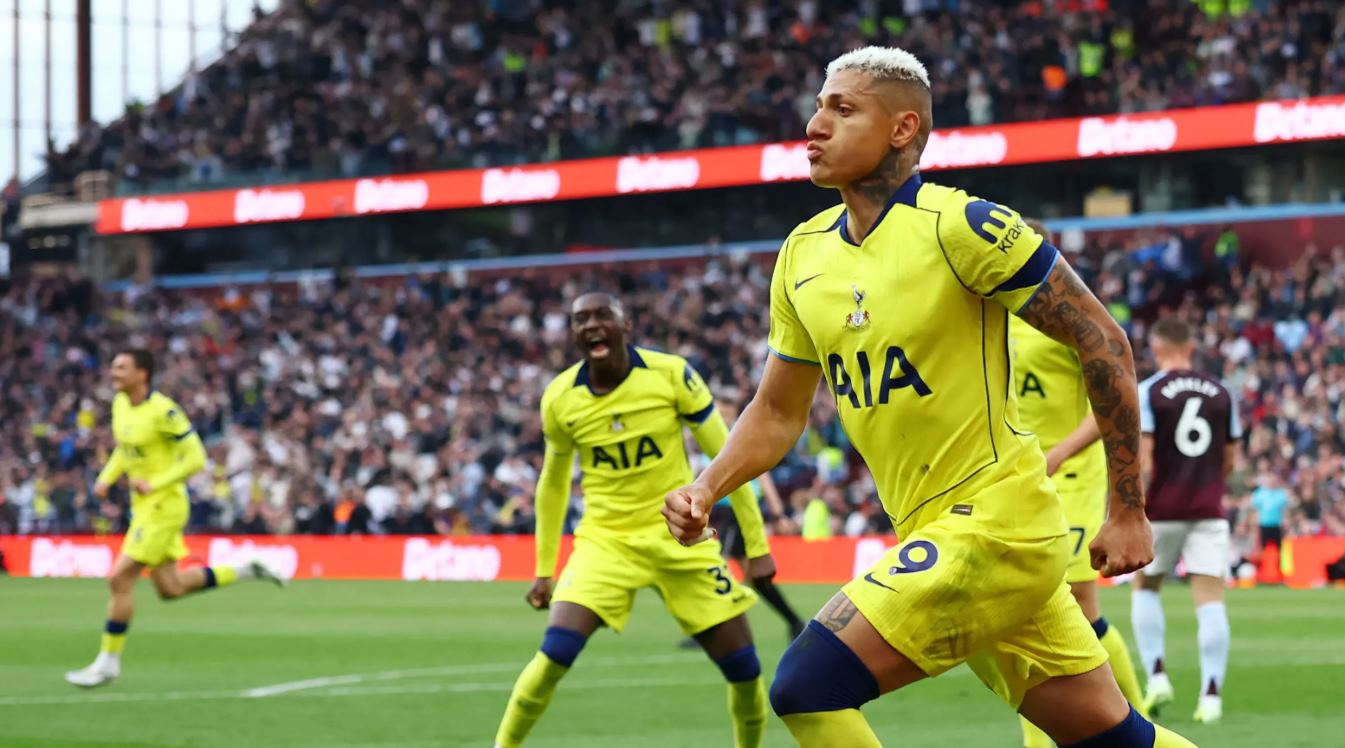 Hasil Aston Villa vs Tottenham Hotspur skor akhir 1-2