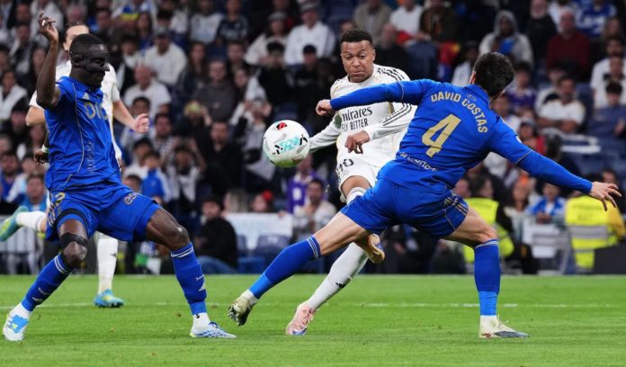 Hasil Real Madrid vs Real Oviedo skor 2-0