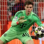 Jonas Urbig kiper Bayern Munchen