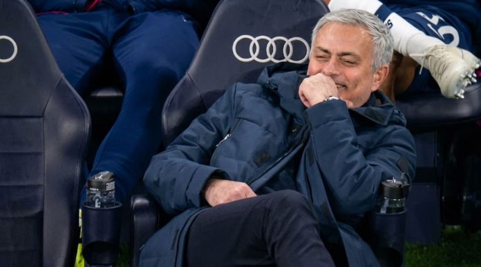 Jose Mourinho pelatih Benfica Mourinho Akhirnya Buka Suara Soal Rumor Kembali ke Real Madrid