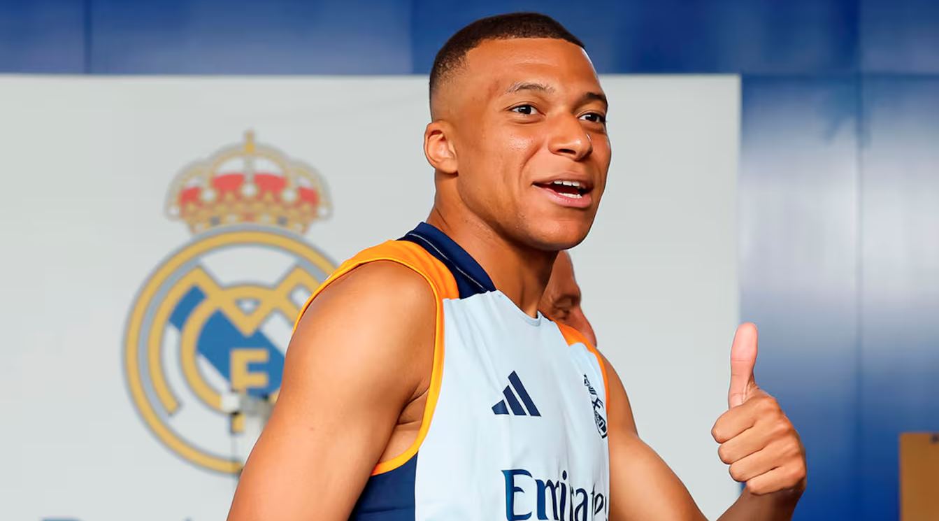 Kylian Mbappe pemain Real Madrid