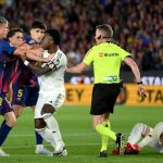 Momen saat Vinicius Junior ribut dengan pemain Barcelona